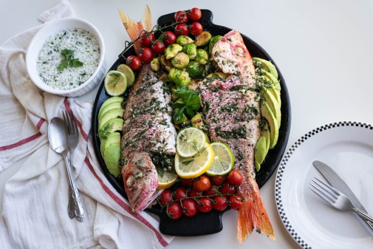 Dicas e receitas de peixe cozido sem espinhas para agradar o paladar do seu gato